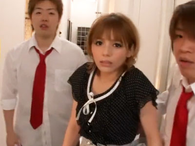 女神ハーフの女教師が思春期の教え子たちにハメられて強制絶頂