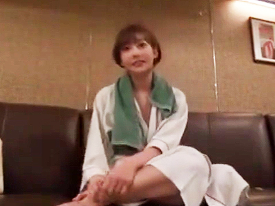「ぁーんもう漏れちゃったー♪」有名女優と男優による酔いどれ発情乱交