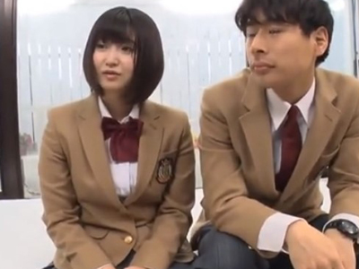 「こんなおっきぃの…初めて…」彼氏持ち女子高生に黒人チンポ迫る→未知の大きさに初の快楽へ