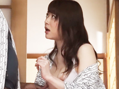 温泉宿で出会ったほろ酔いの主婦にいきなり巨根を見せつけて寝取る黒人ｗ