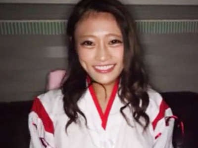 巫女さんのコスプレしたビッチギャルと種付けハメ撮り！