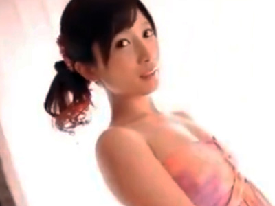 夫婦でマッサージに来た若妻が施術中に他人棒を突っ込まれ声を殺して本気性交ｗ