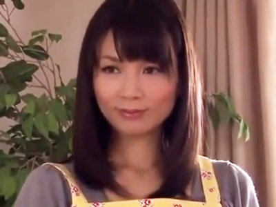 性欲を抑え切れない美形若妻が義父チンポと近親相姦ファック