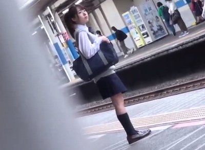 可愛いJK様をマンマークOK！恐怖のあまり声も出せなくなった女子校生を後ろから犯し尽くす
